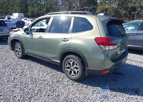 2019 Subaru Forester Premium z USA, uszkodzony, nr VIN JF2SKAEC7KH416323